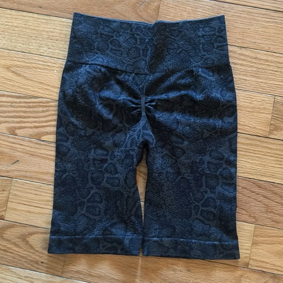 Gymshark Adapt Seamless Animal Print - Picture 2 of 2